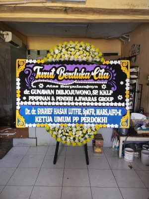 Papan Bunga di Kamal Muara
